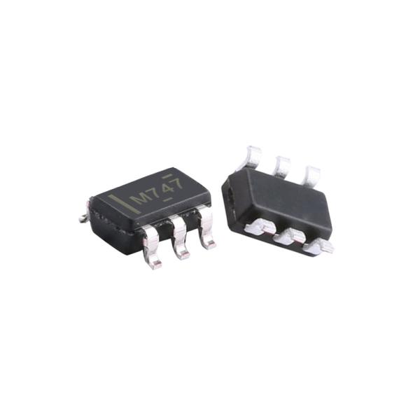 IC Integrated Circuits LM74700QDBVRQ1 SOT-23-6 Hot Swap Voltage Controllers