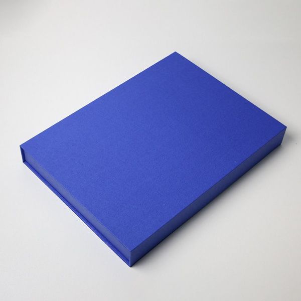 Customized Magnet Rigid Cardboard Hardcover Gift Box For Watch T Shirt Candy Jewelry