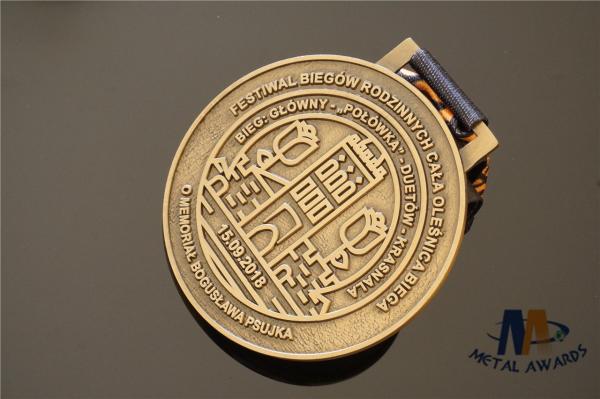 Custom Made Die Cast Metal Medals Background Sanded / Award Coins Medallions