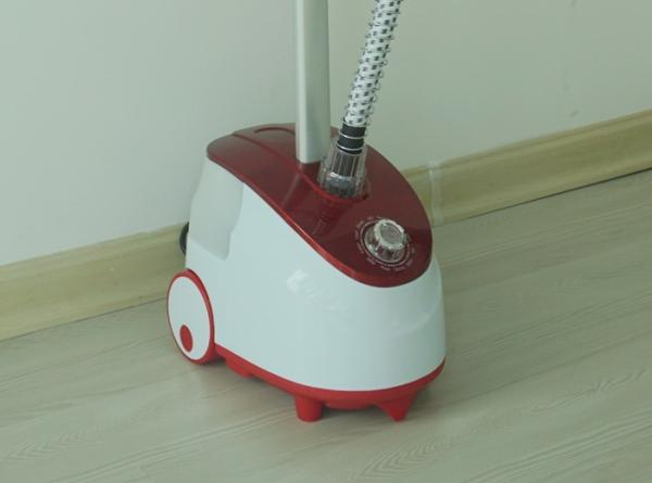 Electric Easy Roll Commercial Garment Steamer Adjusting Pole For Laundry