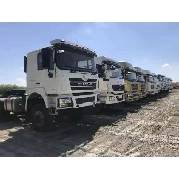 X3000 6X4 Heavy-Duty Towing Tractor Truck SX42554T324 with High Torque Diesel Engine
