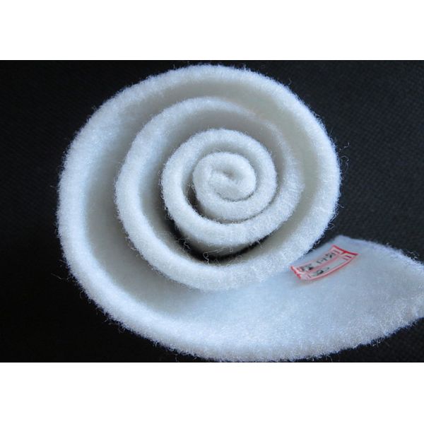 Промышленная мембрана ткани пылевого фильтра 4.5mm покрытая для воздуха/жидкостной фильтрации 500gsm