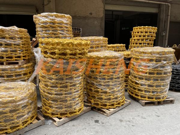 Construction Machine Excavator Undercarriage Parts Kobelco Casted Track Link