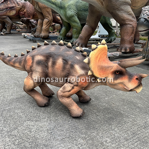 Silicone Realistic Dinosaur Robot Triceratops Robot Dinosaur Customizable
