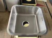40*40cm Carré Single Bowl Undermount Eau de Javel facile à installer pour le cabinet