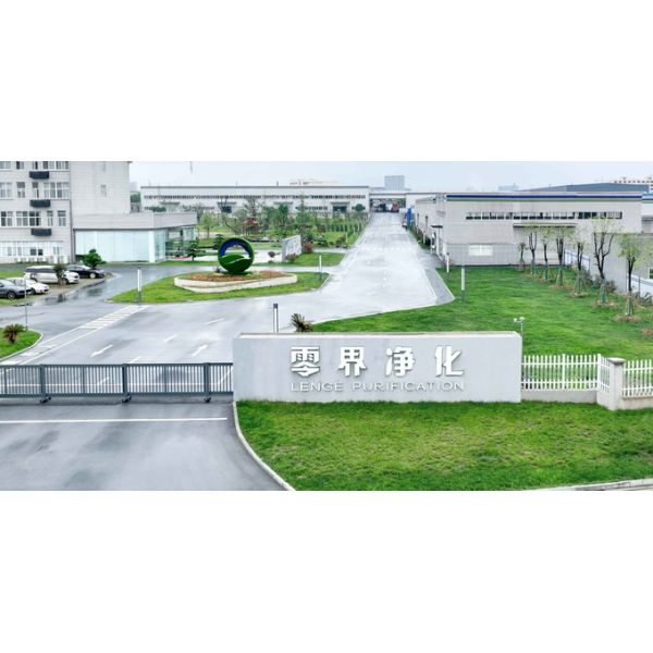 Верхняя часть двери шкафа 6 мебели нержавеющей стали чистой комнаты наклоняясь с ручкой