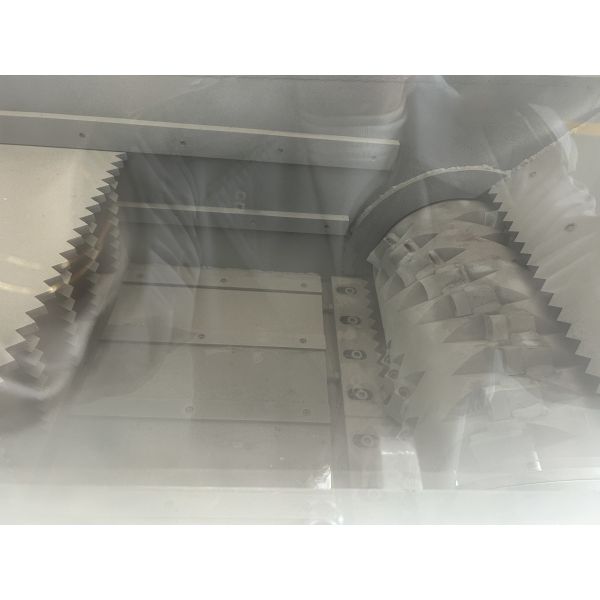 Plastic Recycling Shredder Machine / Bottle Cutter Recycling Crusher Machine