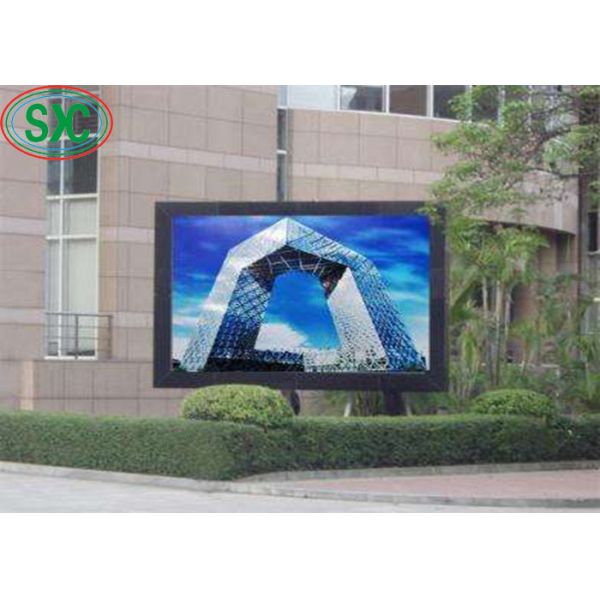 Full Color HD LED Billboard P4 DC5V Application de démarrage commercial de stade extérieur