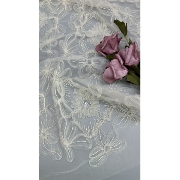 Mesh White Floral Pleated Lace Fabric for Gowns High Intricate Embroidery Wedding Dresses