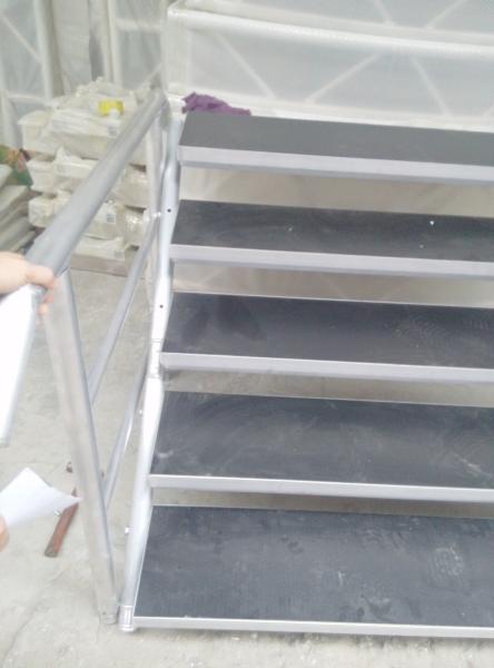 Pipe Spigot Connection Aluminum Stage Truss With 5 Steps Stair , Main Tube 50mm