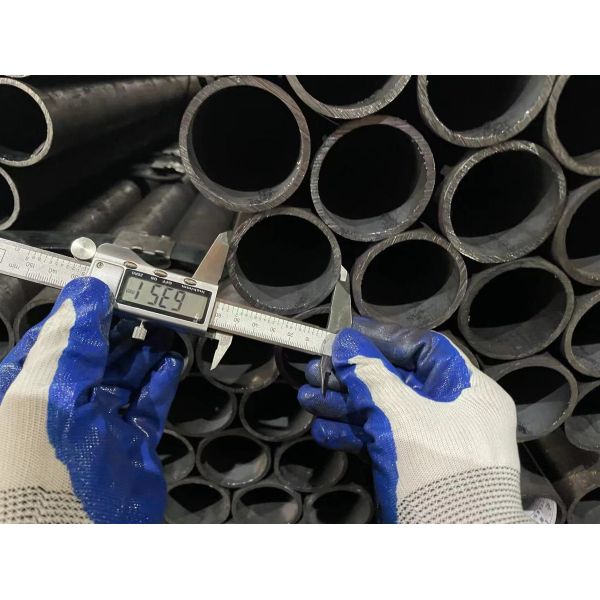 ASTM A53 Grade B Seamless Carbon Steel Tube For Fluid Transportation