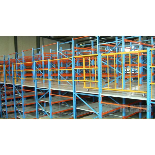 Boltless Storage Warehouse Shelf Racks 800-4000kg For Each Layer Weight Capacity