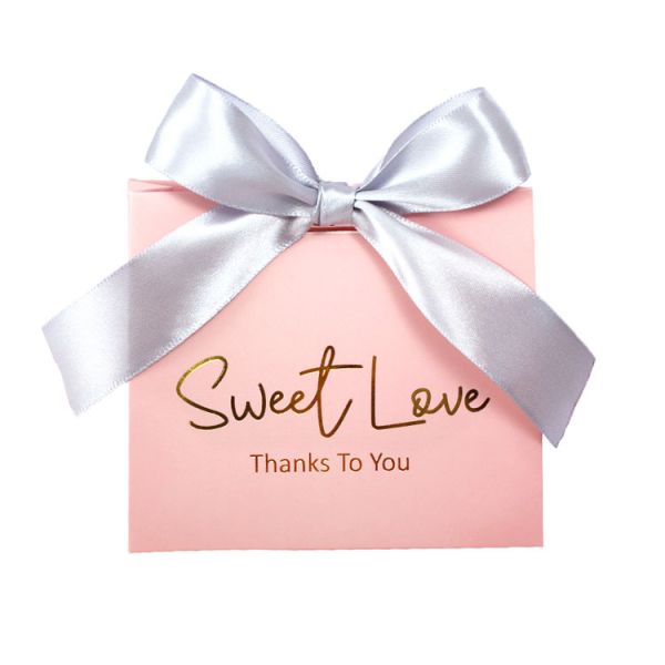 Подарочные сумки для свадебных гостей с продуктами по уходу за кожей из переработанных материалов