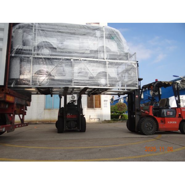 Semi-Enclosed Electric Sightseeing Tourist Bus 8 Seats 4 Rows Lead-Acid Battery Travel Club Transport