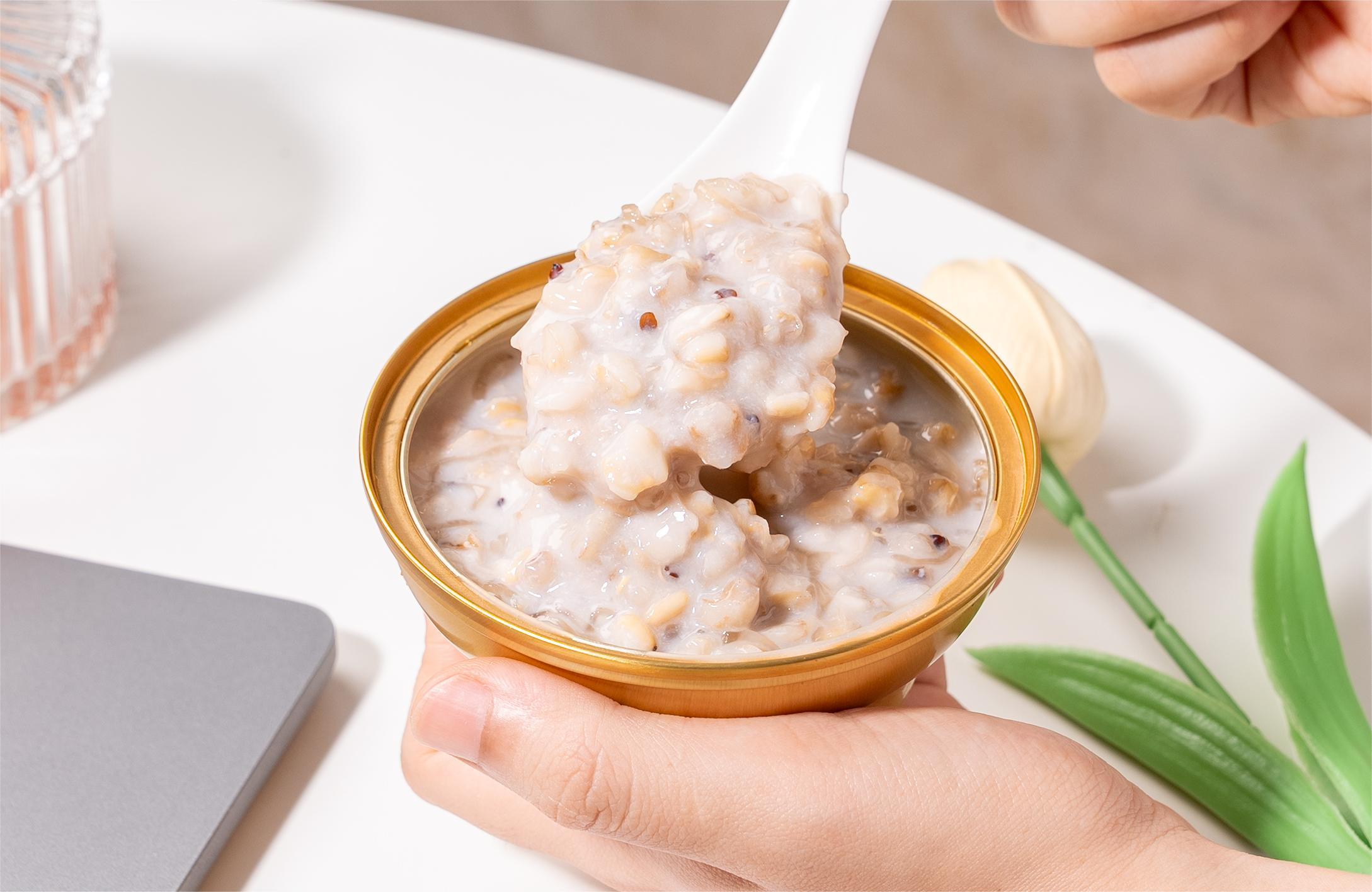 Suitable for All Ages Thick Coconut Birds Nest Porridge Using Genuine Birds Nest to Deliver Healthy and Tasty Nutrition