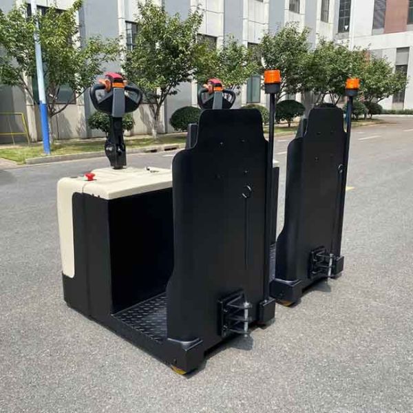 QDD20/30/40 Standing Type Electric Tow Tractor Traction weight: 2T-4T