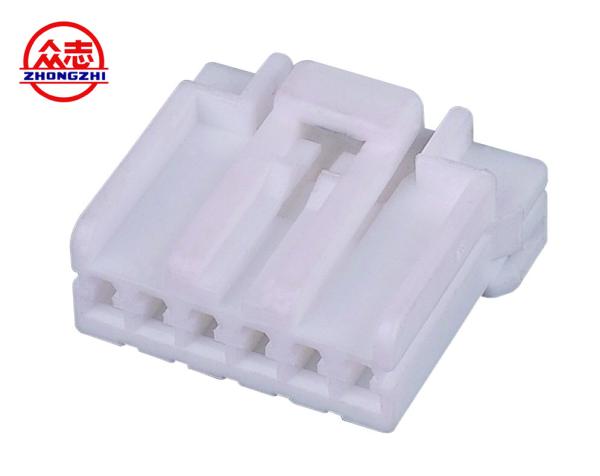 White Color Female Automotive Wire Connectors 6 Pins TS16949 Certification