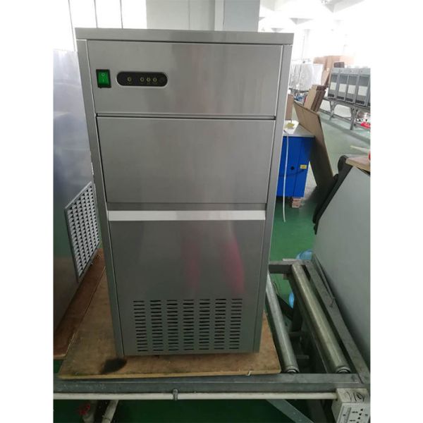 Stainless Steel 120kgs Bullet Shaped Ice Cube Machine