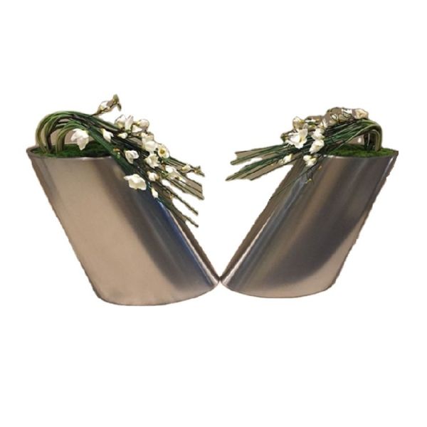 Plantadores angulosos al aire libre de la maceta de la pared del metal de encargo del alto grado