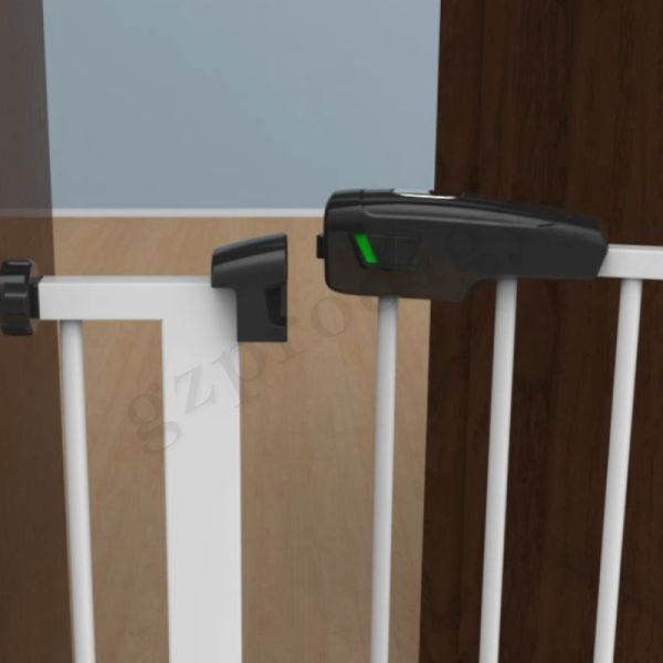 Adjustable Baby Safety Gate Auto Close Baby Safety Gate Triple Protection Baby Pet Gate