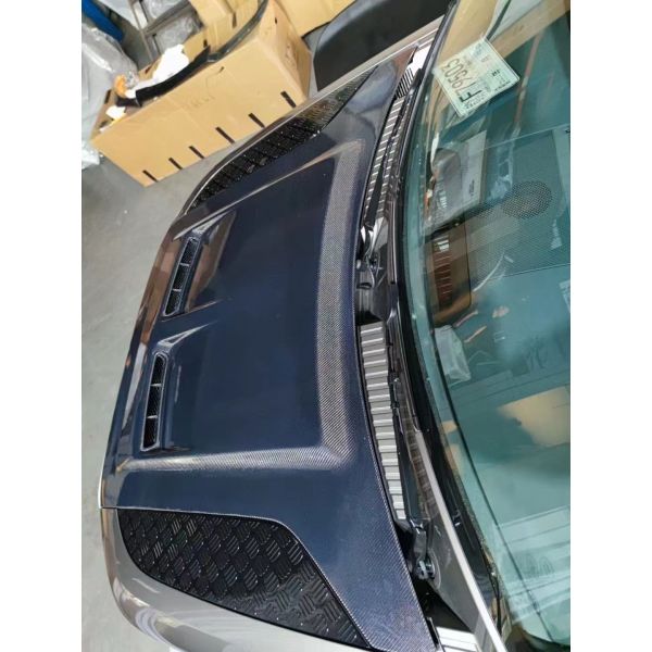 Carbon Fiber Hood for Land Rover Defender Carbon Fiber Material  Defender Upgraded SVR Style Cover