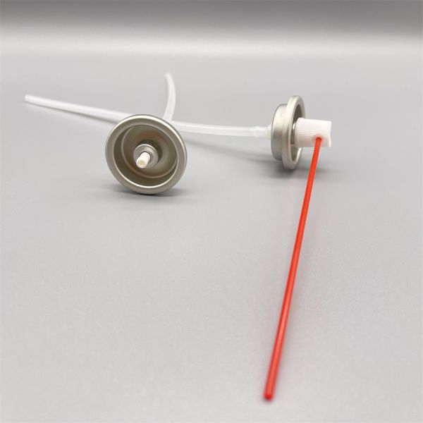 Válvula de lubricante WD-40 que no mancha para superficies delicadas y carpintería fina con dispensador de pulverización suave