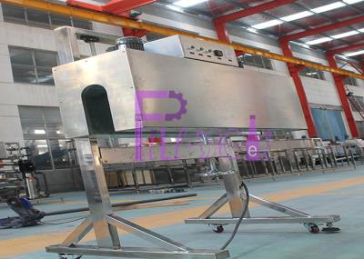 Móvel quente da máquina de etiquetas da luva do psiquiatra do enchimento SUS304 com rodas