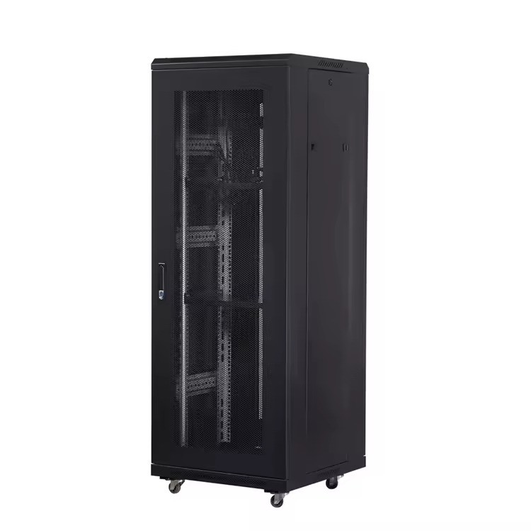 19 Inch Standard 32U Data Center Server Rack Private Mold 2.0mm Thickness 800*1000*1600mm