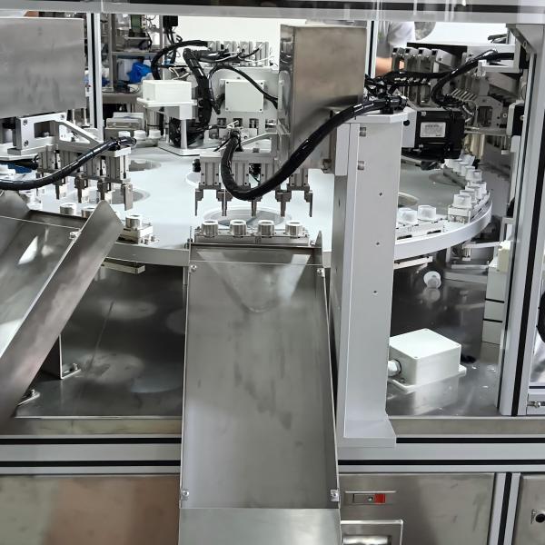 Automated  Infusion Film Assembly Machine For Laminating Lids