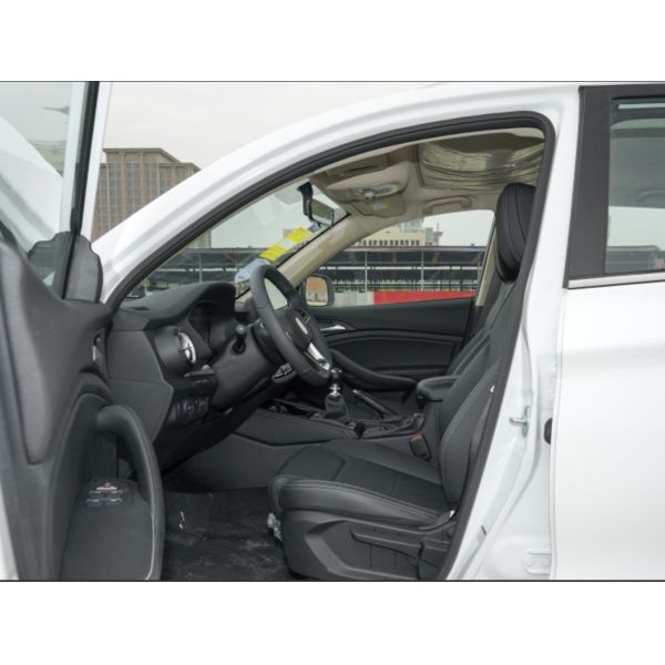 Руководства бензина варианта 1.5T песни 2021 BYD места SUV двери 5 компакта 5 классического роскошные