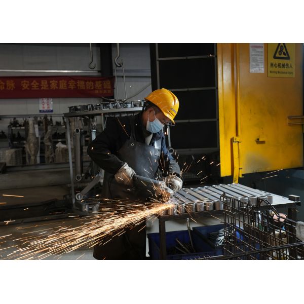 Sanitation Vehicle Welded Structural Parts - Weathering Steel + Electrophoretic Coating Corrosion-Resistant