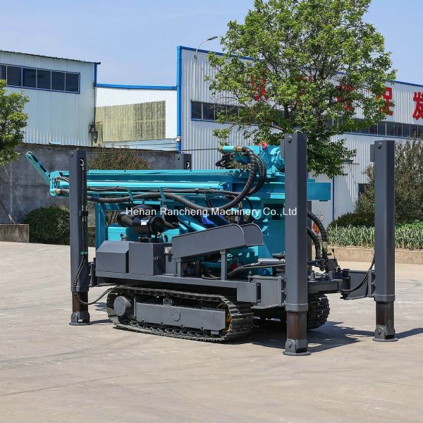 RCF280C Steel Track-Mounted Water Well Drilling Rig With A Drilling Depth Of 280 Meters