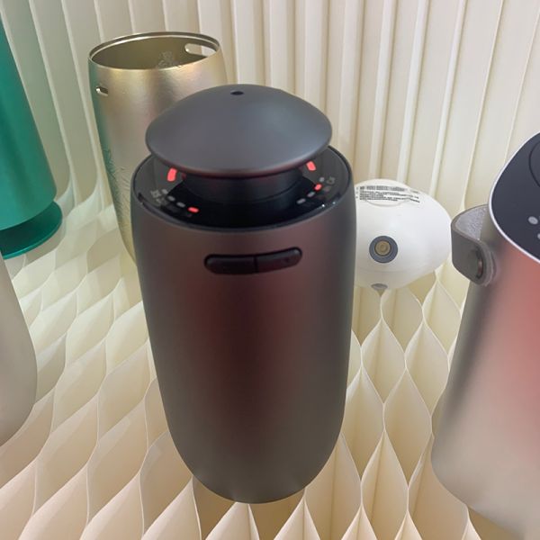 Intelligent Sensing Vibration Wake-up Aluminum Alloy Car Fragrance Diffuser with 100cbm Coverage