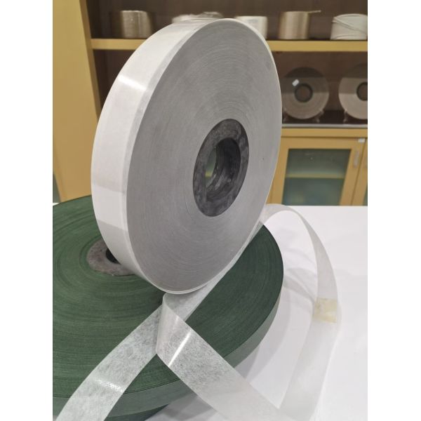 White PE Bonded Non Woven Fabric Strong Insulation With PE Film For Cables