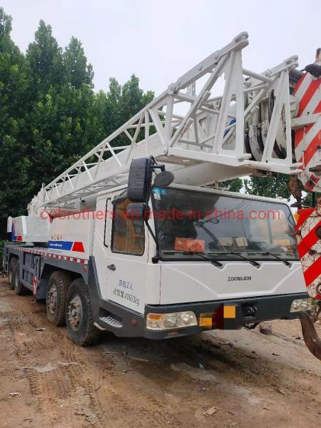 Une grue hydraulique Zoomlion rénovée 50 tonnes