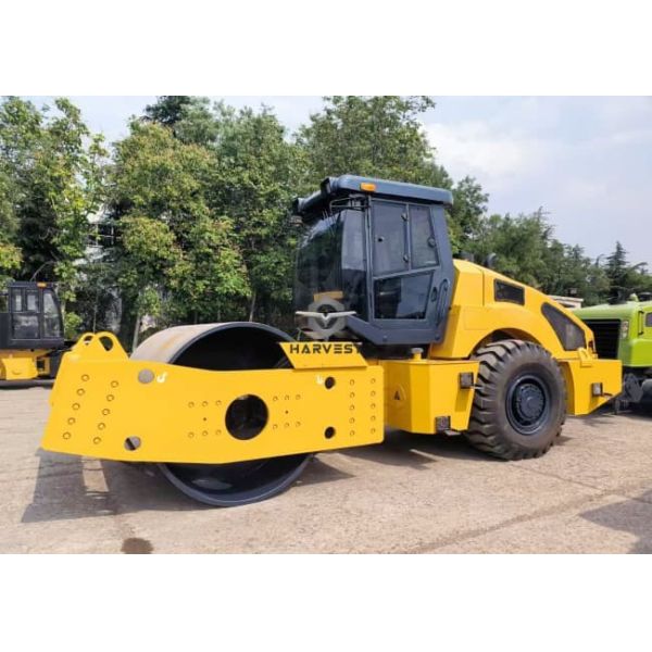 20T Vibratory Road Roller LTS720H Single Drum With Cum-mins Engine In Dubai