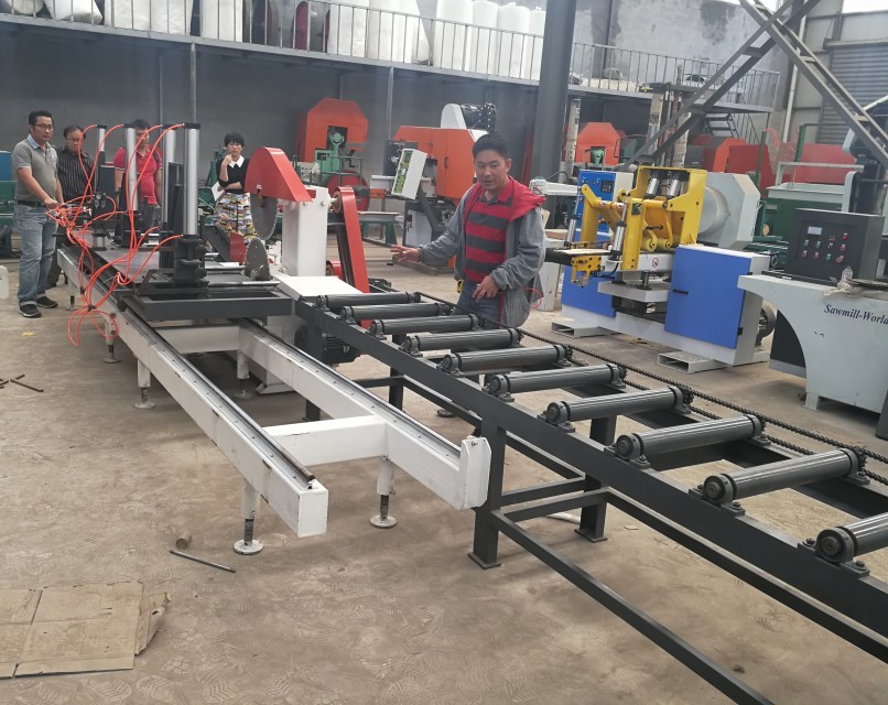 Лесопилки лезвия 7.5KW 400mm таблица двойной круговой сползая увидела использующее энергию машины дизельное