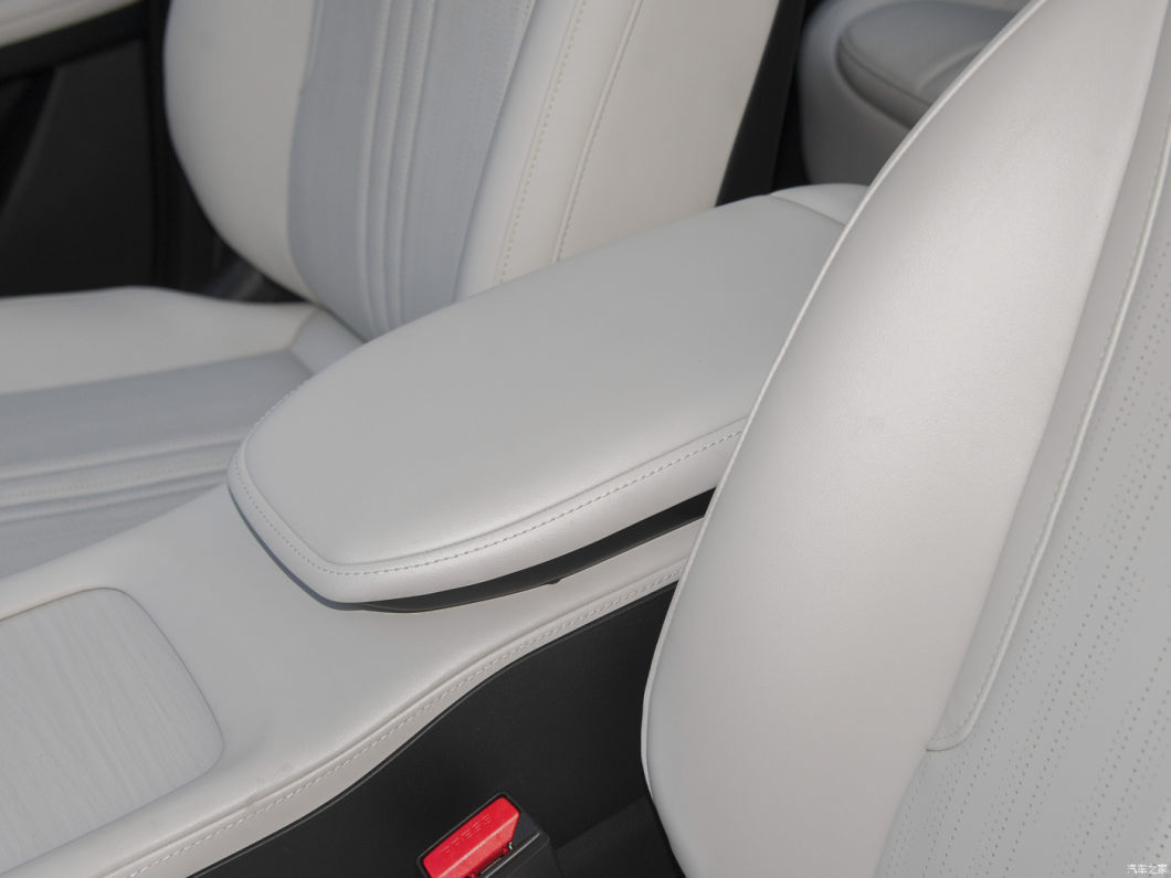 Geely Galaxy L7 2023 1.5t Dht 115km Air PRO Plus Max Гибридный внедорожник LHD с левым рулем
