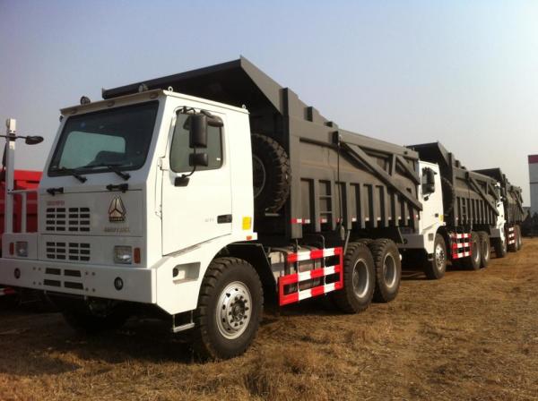 70T 371HP Off Road Dump Truck / Sand Dump Truck With 400L Oil Tank 80km/H Speed