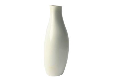 Ivory Reactive Ceramic Bud Vase , Organic Shaped Porcelain Flower Vase Smooth Surface