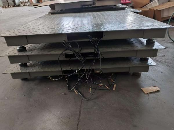 Balances industrielles en acier au carbone 1,4x1,4m 5t Balance électronique de sol