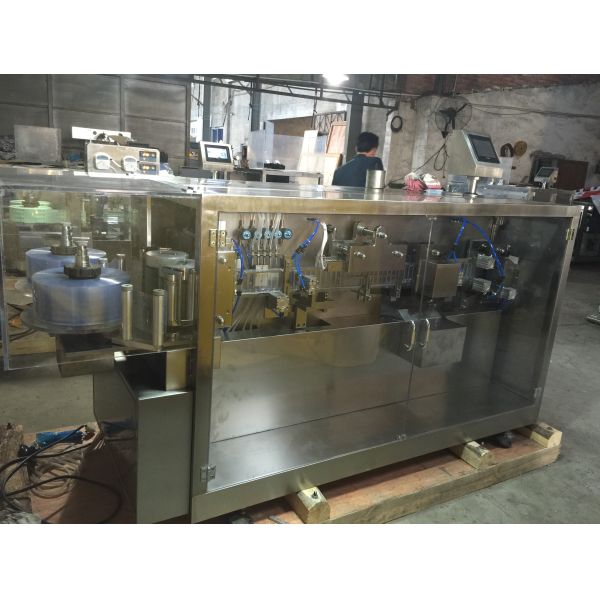 Pharmaceutical Liquid Filling Machine , Automatic Tube Filling Machine