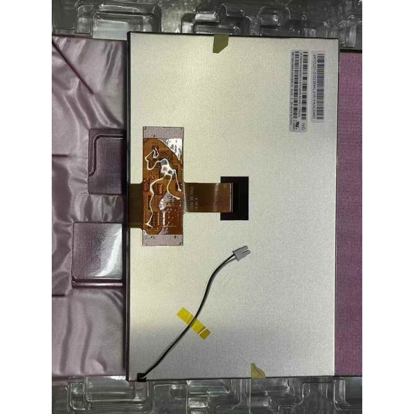 IVO 10.1 inch Car LCD Display with 1024*600 Pixels 800 CD/M2 Brightness and 40PIN IPS for Automotive Applications