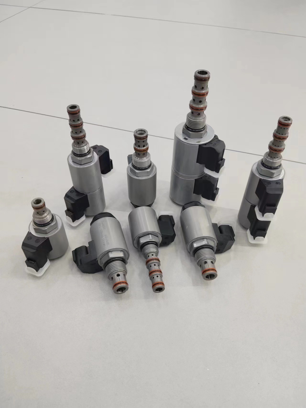Гидравлический электродинамический клапан с натяжкой с 12V 24V DG ER соединителем