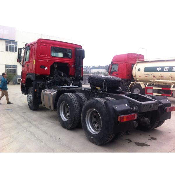 SINOTRUK HOWO 371 hp 6x4 rhd new used howo tractor truck tractors trucks tracteur camions china cabeza tractora camiones