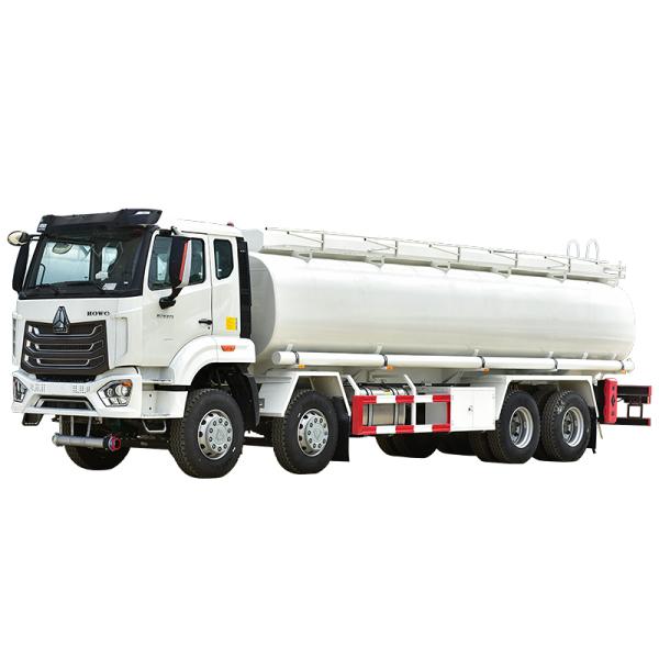 High Capacity 25000 Liter Manhole Fuel Tank Truck with 12 Wheels Max Torque 500 - 1000Nm