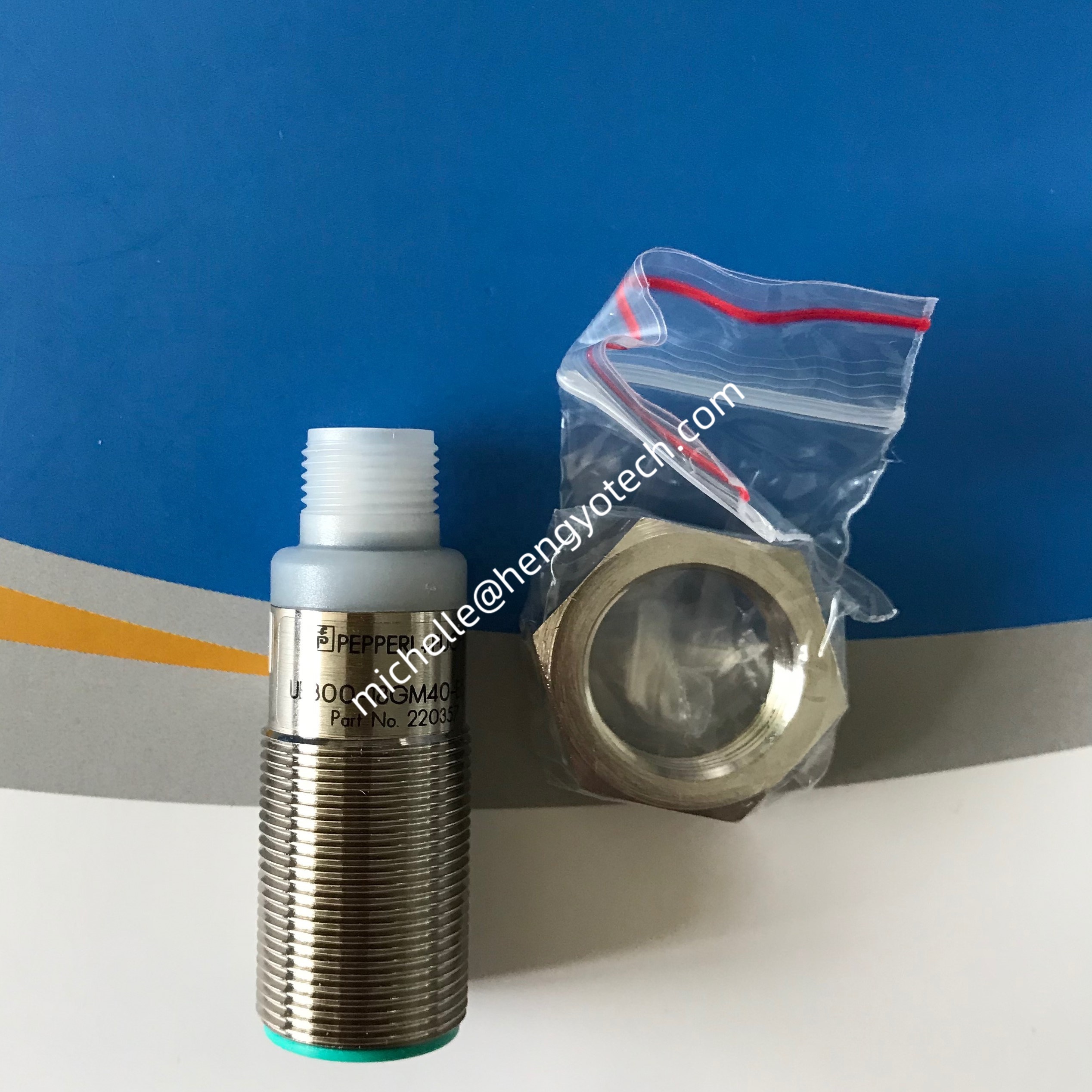 PEPPERL+FUCHS Ultrasonic Sensor UB300-18GM40-E5-V1 with Stainless Steel Construction for Industrial Automation and Universal Motor Type