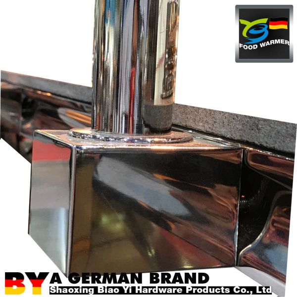 Совмещенный держатель в продолговатом ссаживая блюде с лампами жары в естественной каменной таблице с полкой