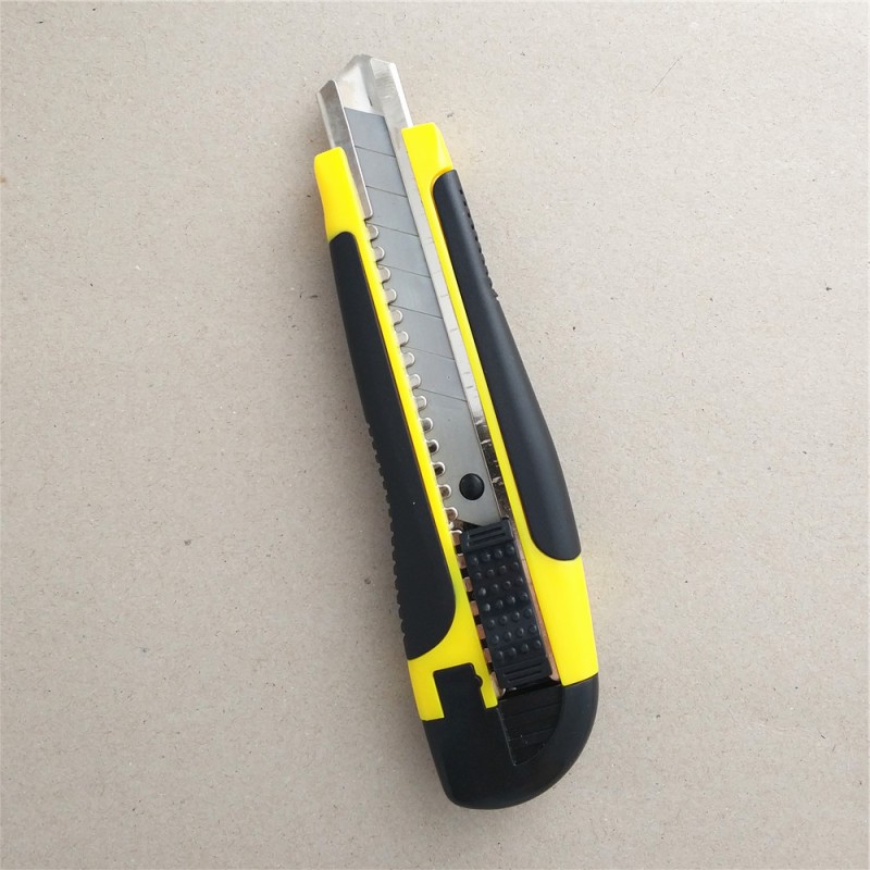 Office stationery factory wholesale 18mm cutter knife