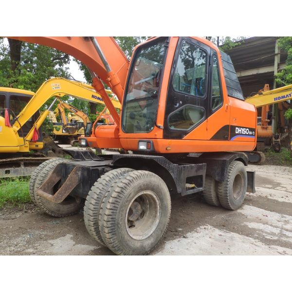 Orange Doosan Excavator 15T 0.68m Bucket 105HP 1800 Working Hours